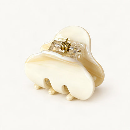 Mini Cellulose Acetate Claw Clip in Cream [FITINY Hair]