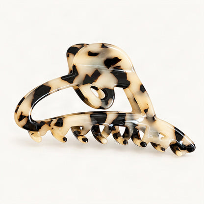 Acetate Heart Claw Clip, 4.5 in in Blonde Tortoise [FITINY Hair]