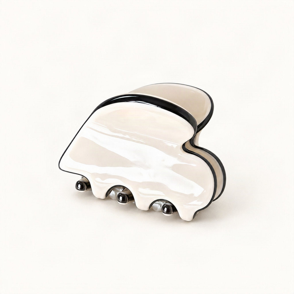 Mini Cellulose Acetate Heart Claw Clip, 1.3 in in White & Black [FITINY Hair]