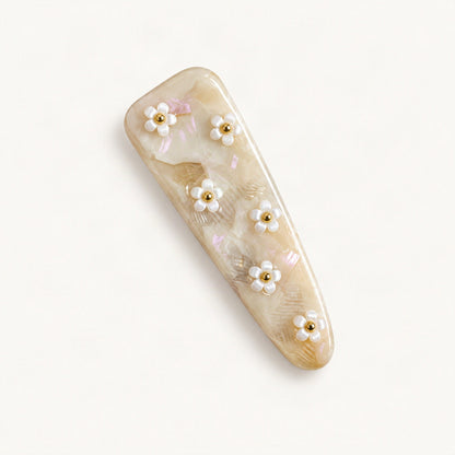 Speckled acetate side hair clip in close-up [FITINY Hair]