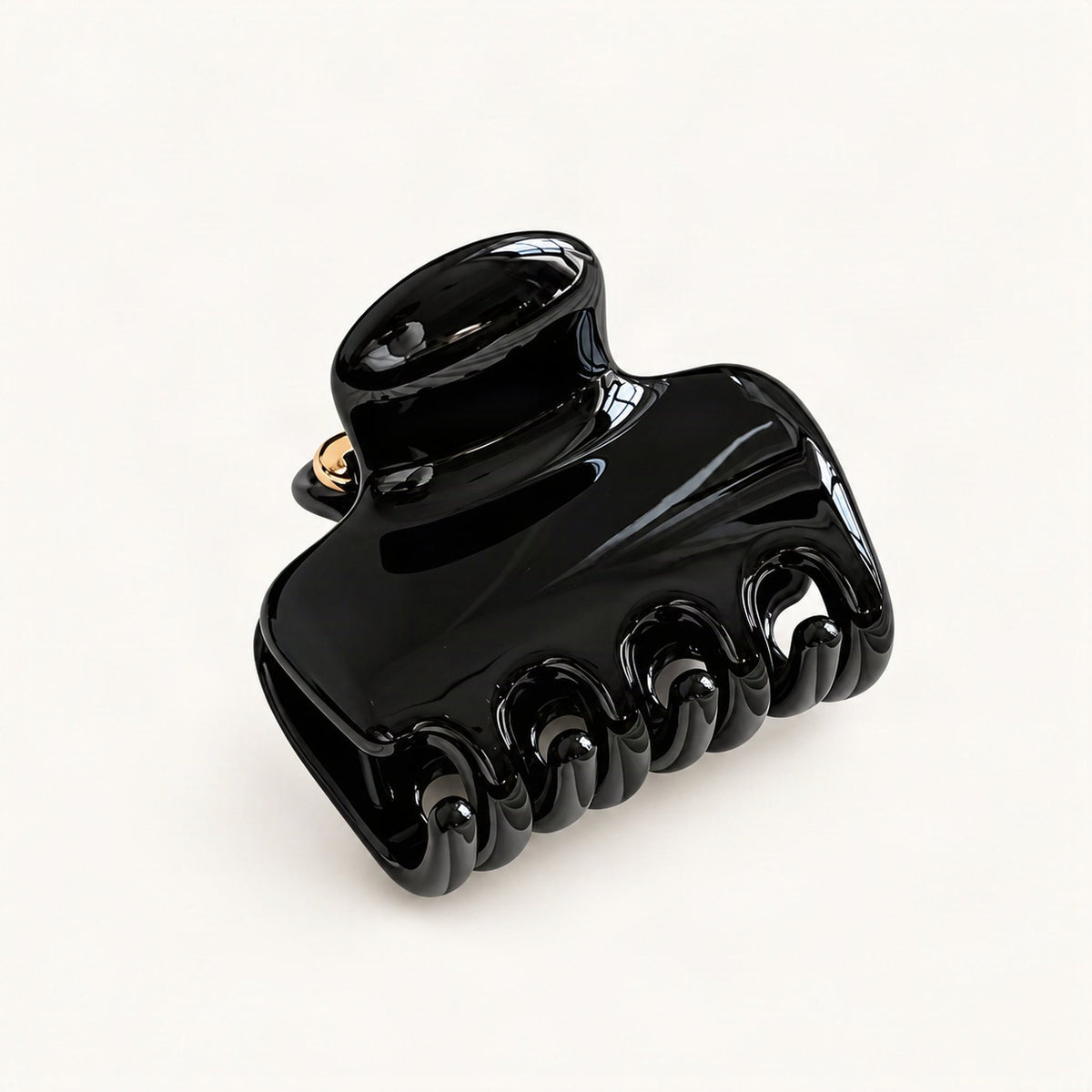 Black resin claw hair clip, front view [FITINY Hair]