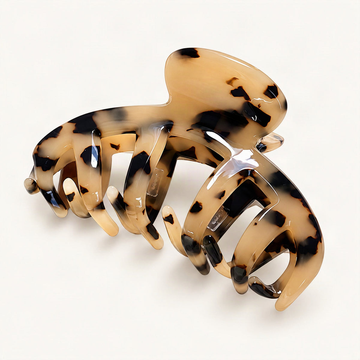 Chunky Acetate Claw Clip in Blonde Tortoise [FITINY Hair]