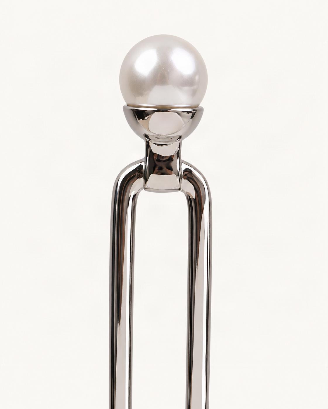 Faux Pearl Silver-Tone Metal U-Pin Hair Fork — close-up of material and decoration [FITINY Hair]