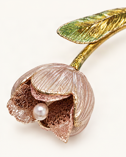 Vintage Tulip Hair Stick with Faux Pearls — close-up of material and decoration [FITINY Hair]