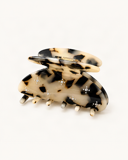 Starry Rhinestone Acetate Claw Clip — Blonde Tortoise variant on a warm ivory background [FITINY Hair variant 48006294929579]