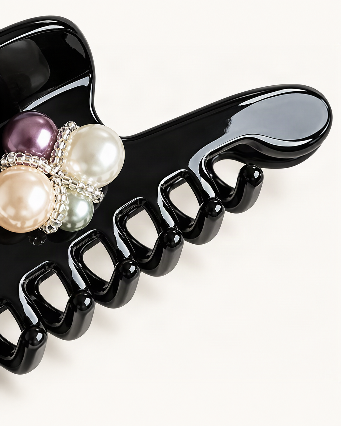 Cellulose Acetate Claw Clip with Faux Pearl Butterfly — visible inner construction from supplier reference [FITINY Hair]